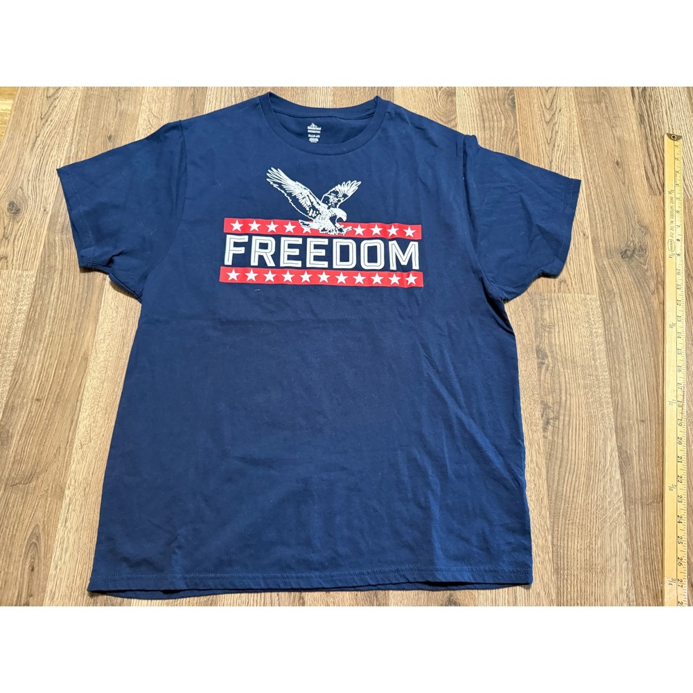 Celebrate! Patriotic T-Shirt Men XL Navy Blue Adult Freedom Eagle Star Excellent